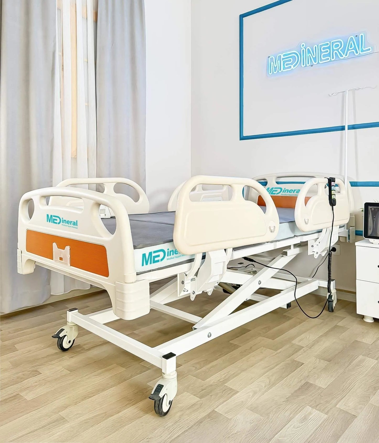 3 Motor Hasta Karyolası | Full ABS Asansörlü + Baklava Tipi Havalı Yatak + Alez