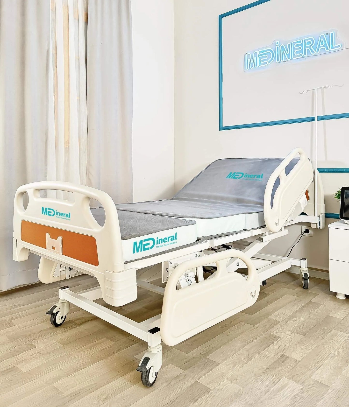 3 Motor Hasta Karyolası | Full ABS Asansörlü + 15 CM Antibakteriyel Visko Yatak + Alez