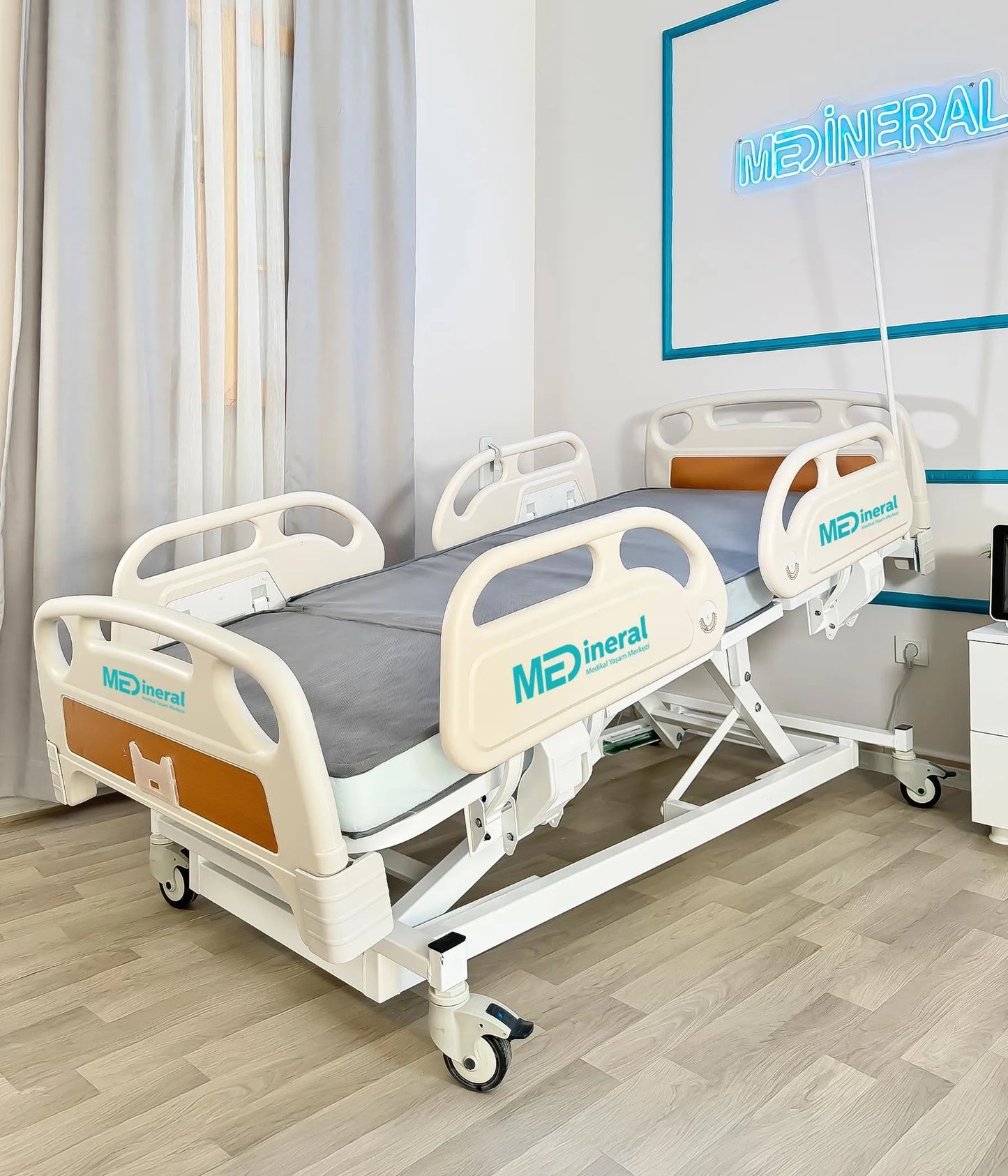 4 Motorlu Hasta Karyolası | Full ABS Asansörlü Elektrikli + 15 cm Antibakteriyel Visco Yatak & Alez