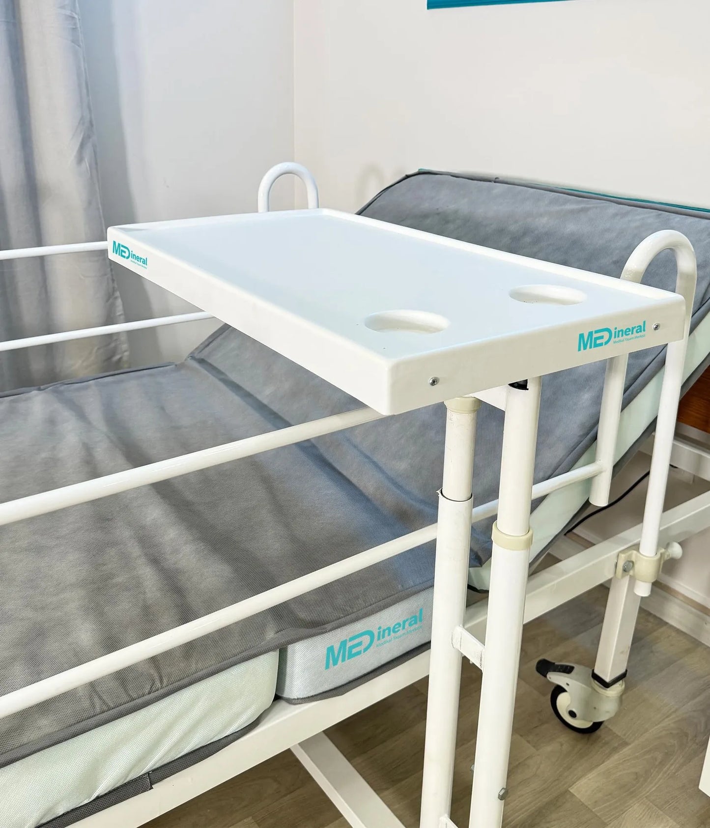 Amortisörlü Hasta Yemek Masası | ABS Tablalı Ayarlanabilir