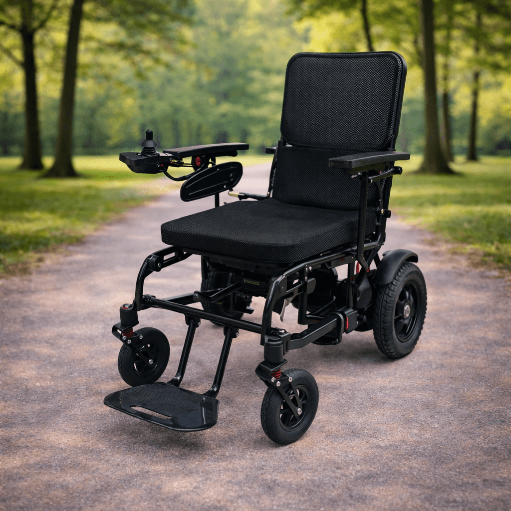 Poylin P214 Karbon Fiber Akülü Sandalye | Ultra Hafif & Katlanabilir