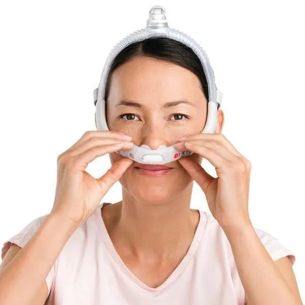 ResMed AirFit P30i | Silikon Burun Yastıklı CPAP Maskesi